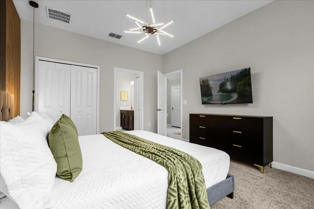 7 Bedrooms- 6 Bathrooms- Champions Gate 9033 St Davenport Holiday home