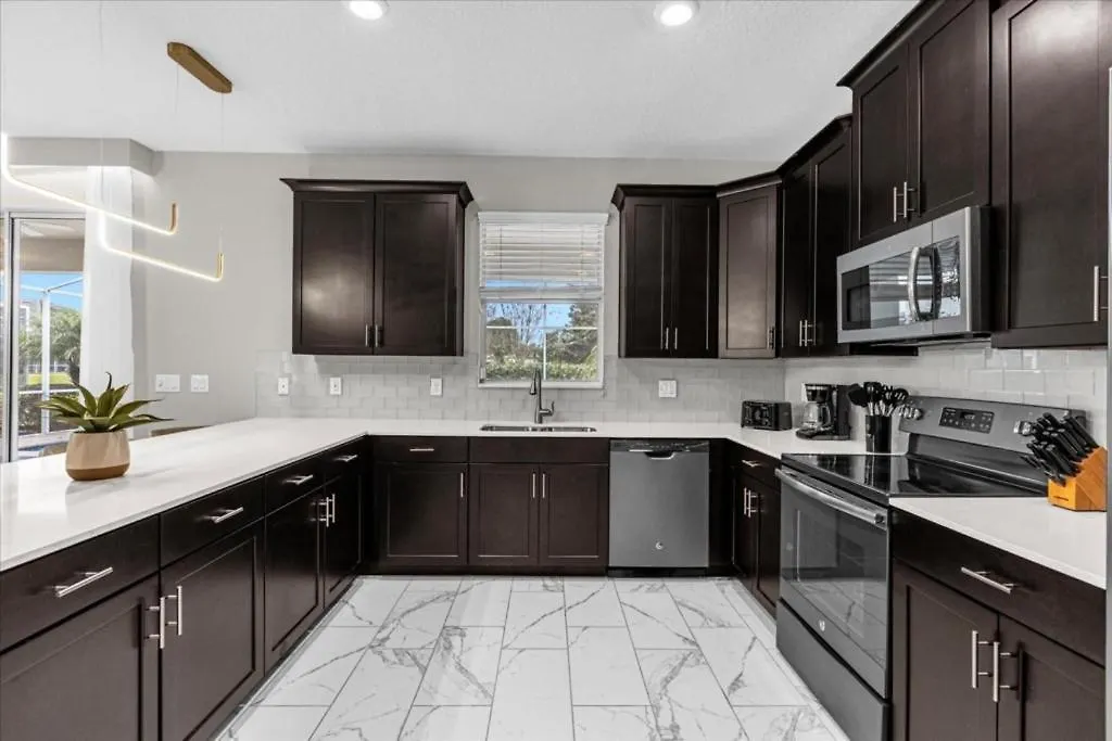 Holiday home 7 Bedrooms- 6 Bathrooms- Champions Gate 9033 St Davenport