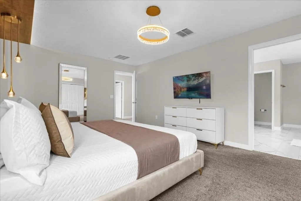7 Bedrooms- 6 Bathrooms- Champions Gate 9033 St Davenport Holiday home